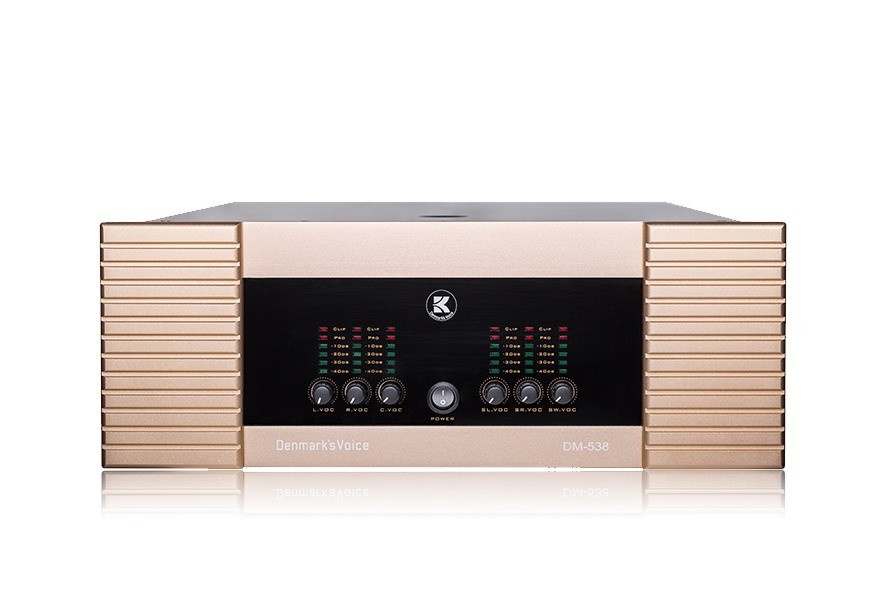 Multifunktionaler Profi-Leistungsverstärker der DM-Serie ohne Lüftergeräusch 103 dB